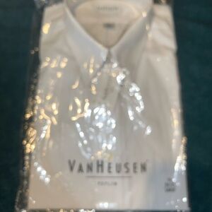 Van Heusen Classic White Dress Shirt